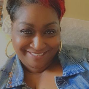 Meet your Posher, Carol